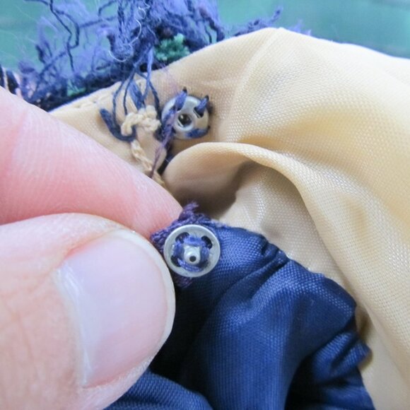 Dramatic Victor Costa for Holt Renfrew red carpet dress in emerald green taffeta - Picture 12 of 14